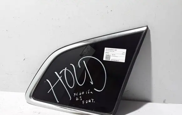 Volvo XC60 Rear side window 32244903