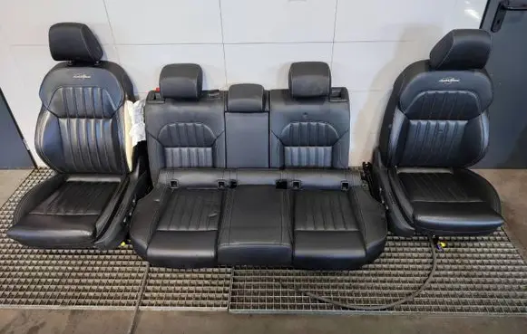 Skoda Superb B8 (3V) Seat set 