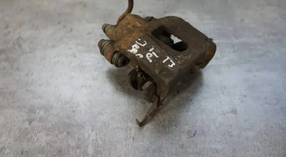 Jeep Commander Rear brake caliper