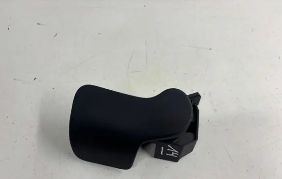 Audi Q3 8U Engine bonnet (hood) release handle 1K2823633