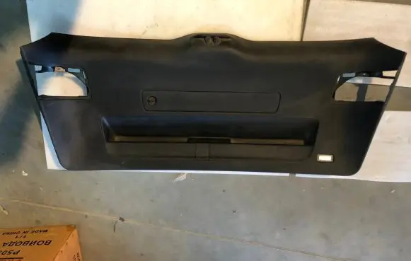 Audi Q5 SQ5 Tailgate trim 8R0867979B 8R0867979