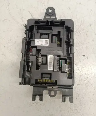 BMW 5 F10 F11 Fuse module 926111103