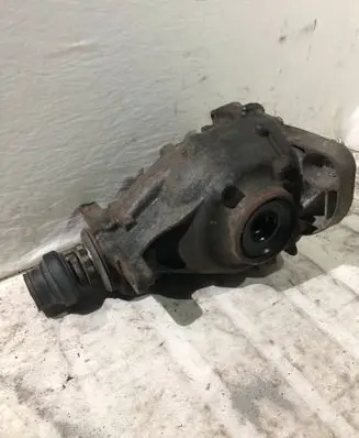 BMW X6 E71 Rear differential 755156805