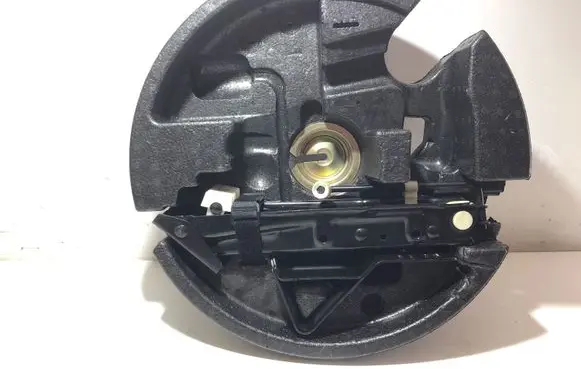 BMW 5 E60 E61 Tool box 52758211