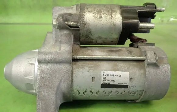 Mercedes-Benz Vito Viano W447 Starter motor