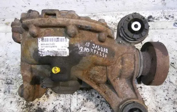Jaguar XF X250 Rear differential