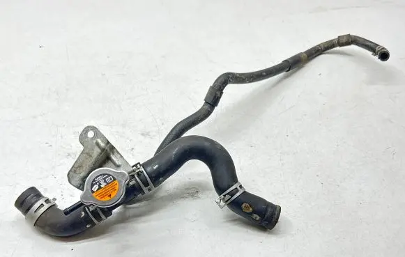 Nissan Note (E12) Engine coolant pipe/hose