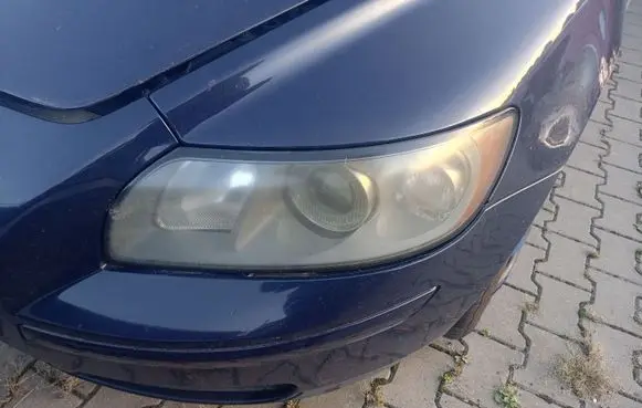 Volvo V50 Headlight/headlamp