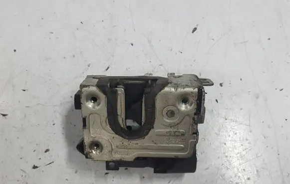 Dacia Sandero Front door lock 
