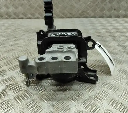Toyota RAV 4 (XA50) Engine mount bracket 1230525040