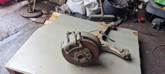Volkswagen Transporter - Caravelle T5 Rear wheel hub spindle/knuckle 