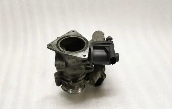 Volkswagen Crafter EGR valve 076131501A