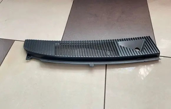 Opel Kadett E Wiper trim 90186842