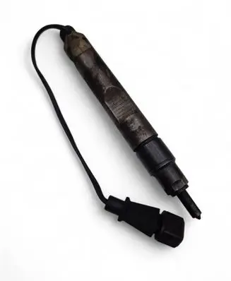 Fuel injector