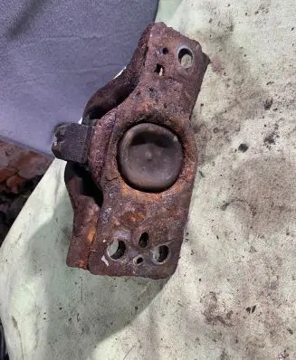 Nissan Micra Engine mount bracket 8200131205 8200284186 8200140431