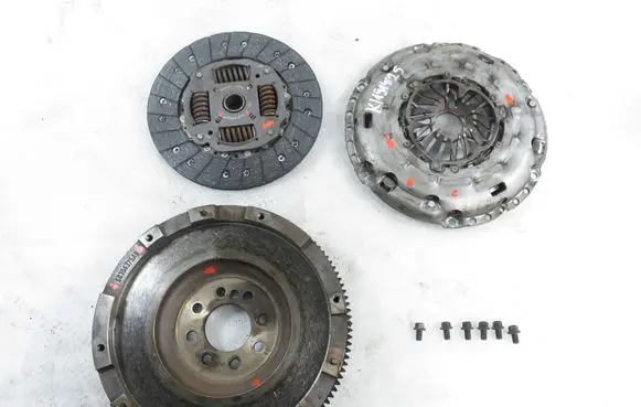 Peugeot Boxer Flywheel 324045310 124044610 6U306375AB