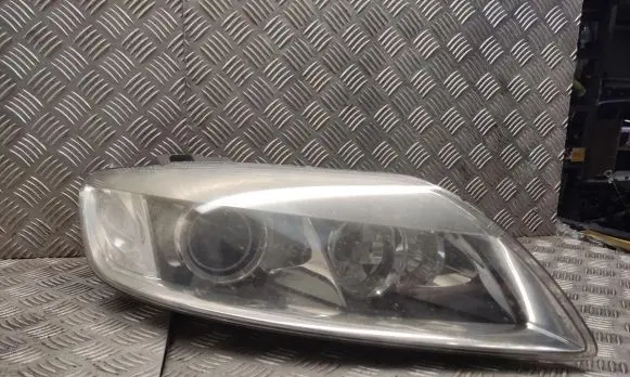 Audi Q7 4L Headlight/headlamp 4l0941004e