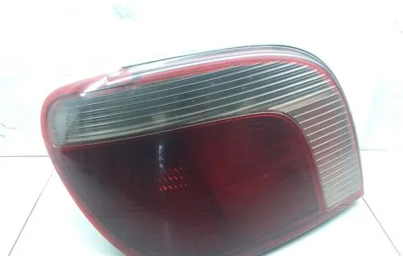 Toyota Yaris Rear/tail lights 5308701L R1349