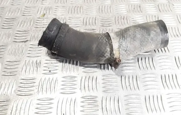 Toyota Avensis Verso Intercooler hose/pipe