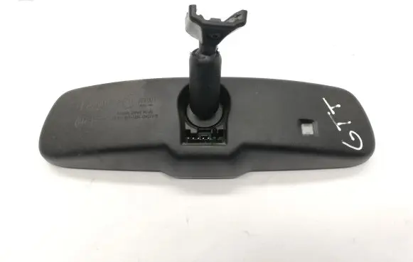 Nissan Qashqai Rear view mirror (interior) E11015892