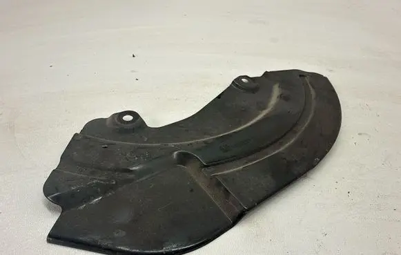 Chevrolet Camaro Front brake disc dust cover plate 23336595