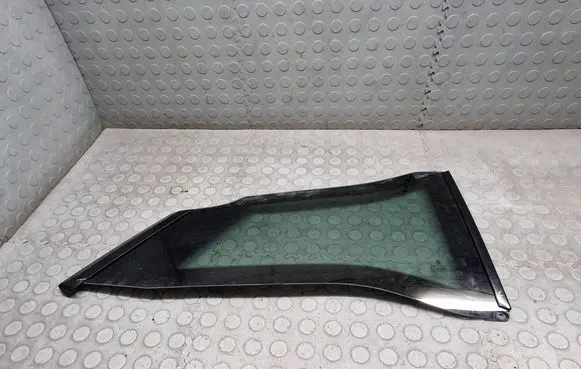 BMW i3 Rear side window 7288192