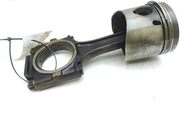 Jaguar XJS Piston with connecting rod C39910S F41140B