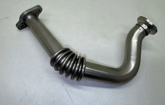 Volkswagen PASSAT B7 EGR valve line/pipe/hose 03L131521R