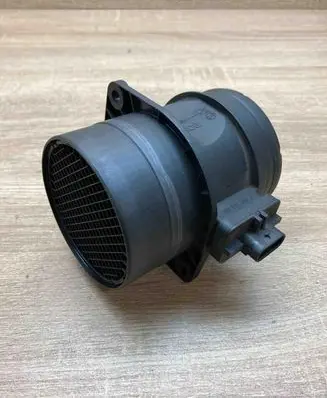 Audi A4 S4 B8 8K Mass air flow meter 03L906461A 0281002956 BPK