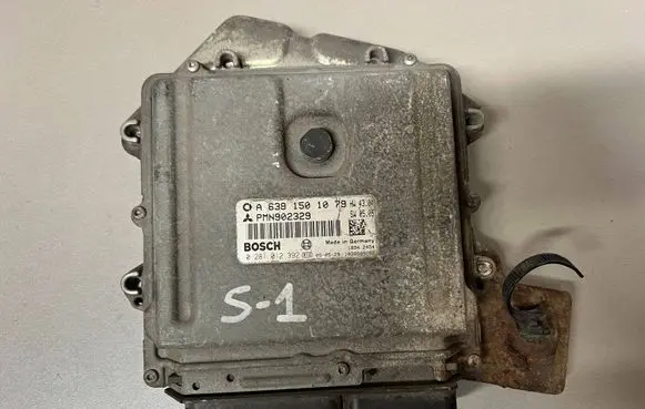 Smart ForFour I Engine control unit/module A6391501079 PMN902329 0281012392