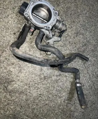 BMW 5 E34 Throttle valve 13541748096