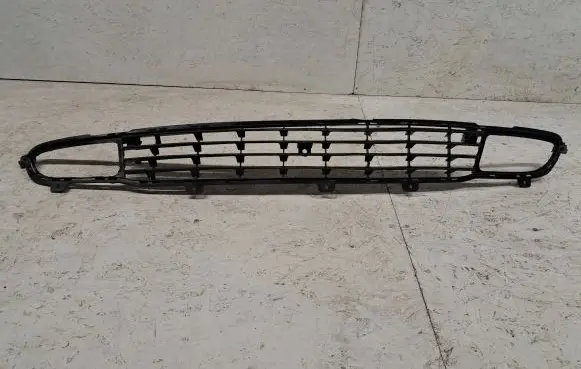 Opel Zafira A Front bumper lower grill 90580631