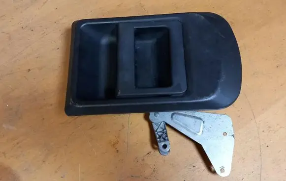 Iveco Daily 4th gen Rear door exterior handle 