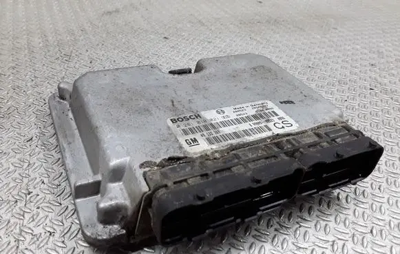 Opel Zafira A Engine control unit/module 09133269 0281010021