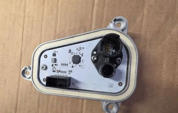 Audi e-tron LED ballast control module 1473000725