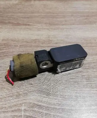 Mazda 6 Airbag deployment crash/impact sensor GJ6A57KC0 D2904GT7X139