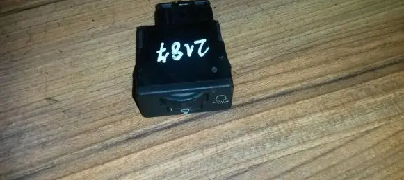 Citroen Xsara Picasso Headlight level height control switch Nenustatyta