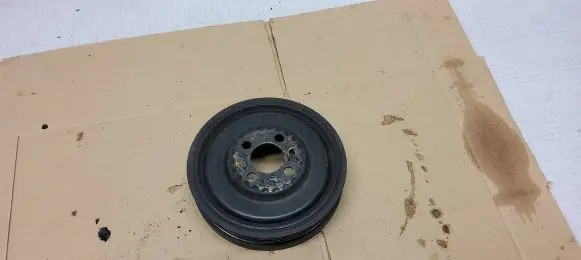 Volkswagen Caddy Crankshaft pulley 036105243