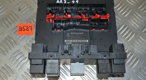 Audi A3 S3 A3 Sportback 8P Comfort/convenience module 8P0907279J