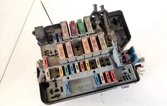 Citroen Xsara Picasso Fuse box set 9628024480