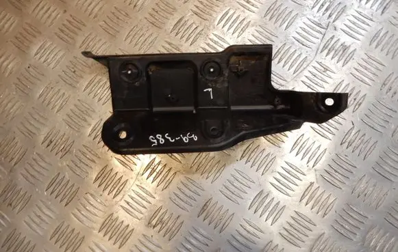Rear bumper corner part panel trim