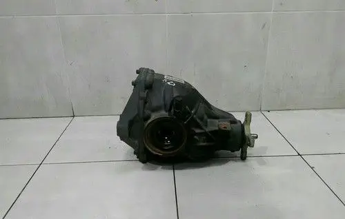 Mercedes-Benz CLA C117 X117 W117 Rear differential/diff mount bracket A2043501314