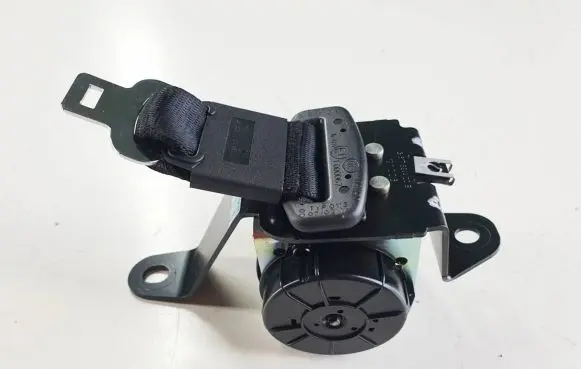 Mini Cooper Countryman R60 Rear seatbelt