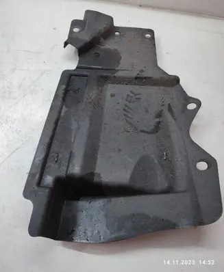 Engine splash shield/under tray