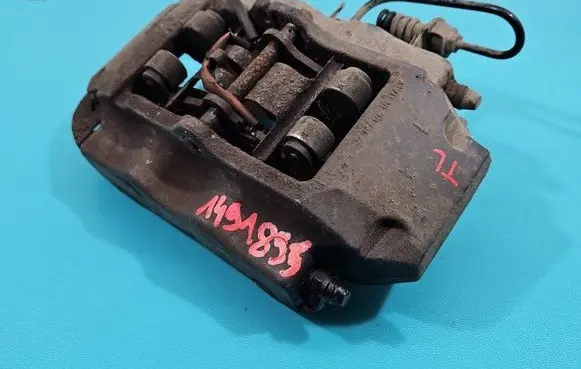 Rear brake caliper