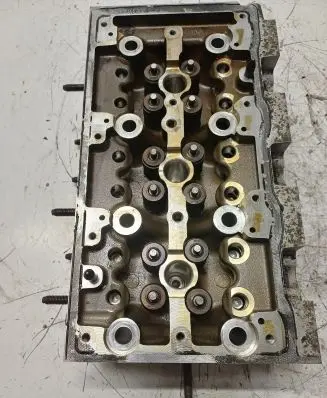 Volkswagen Polo V 6R Engine head 04B103403H