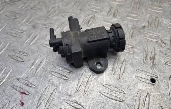 Peugeot 607 Turbo solenoid valve 9635704380