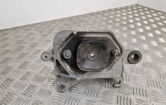 Renault Scenic IV - Grand scenic IV Gearbox mounting bracket 112221641R