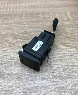 Volkswagen Polo IV 9N3 Windscreen/window heater switch 6Q0959621
