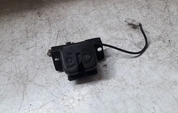 KIA Sorento Tailgate/trunk/boot lock/catch/latch 812303E000